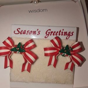 Christmas red white and green wrapped  ribbons &bows earrings seasons greetings